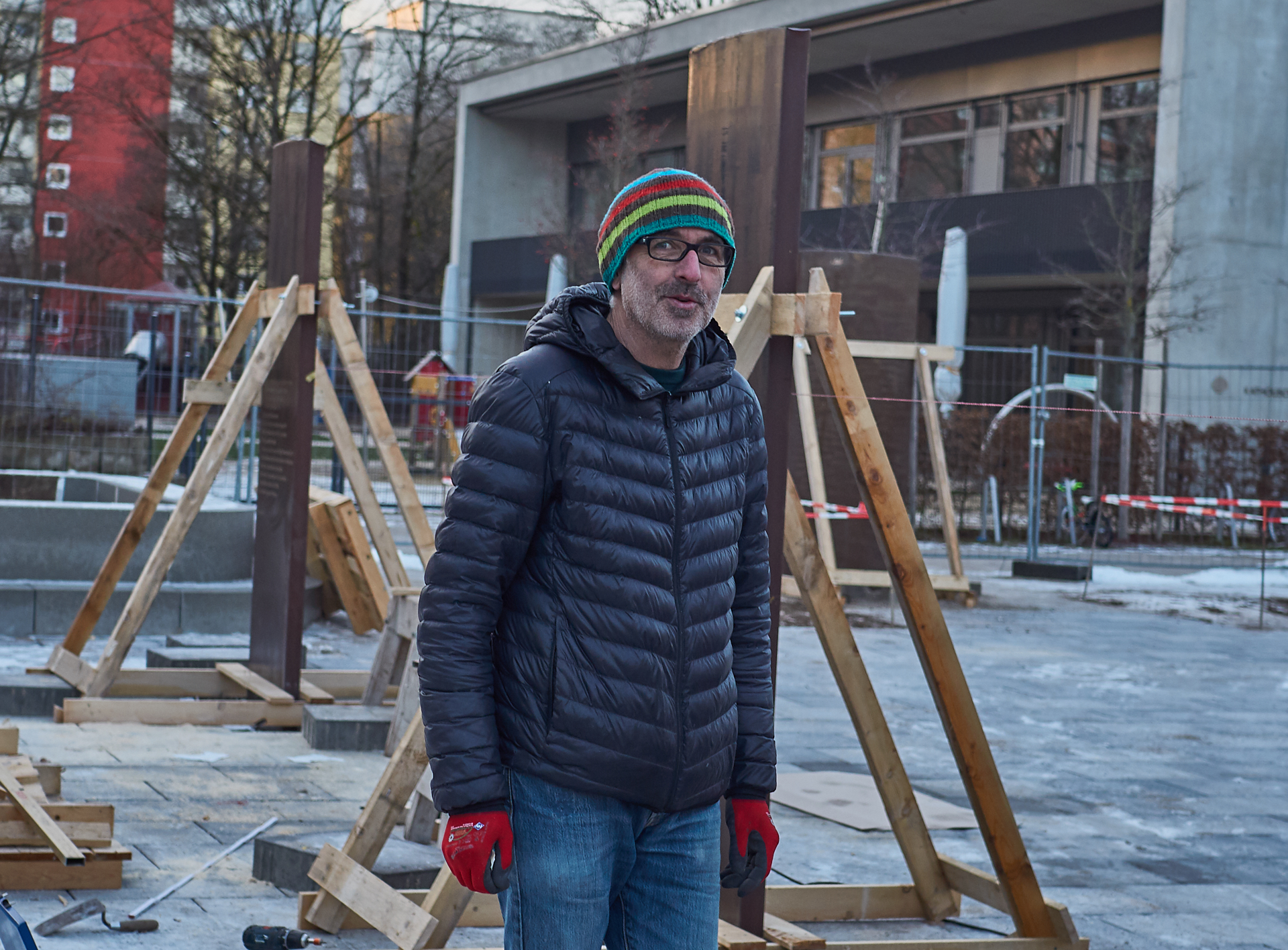 18.12.2018-Ein neuer Altar und einKustwerk zum Verwilen von Lutzenberger+Lutzenberger.