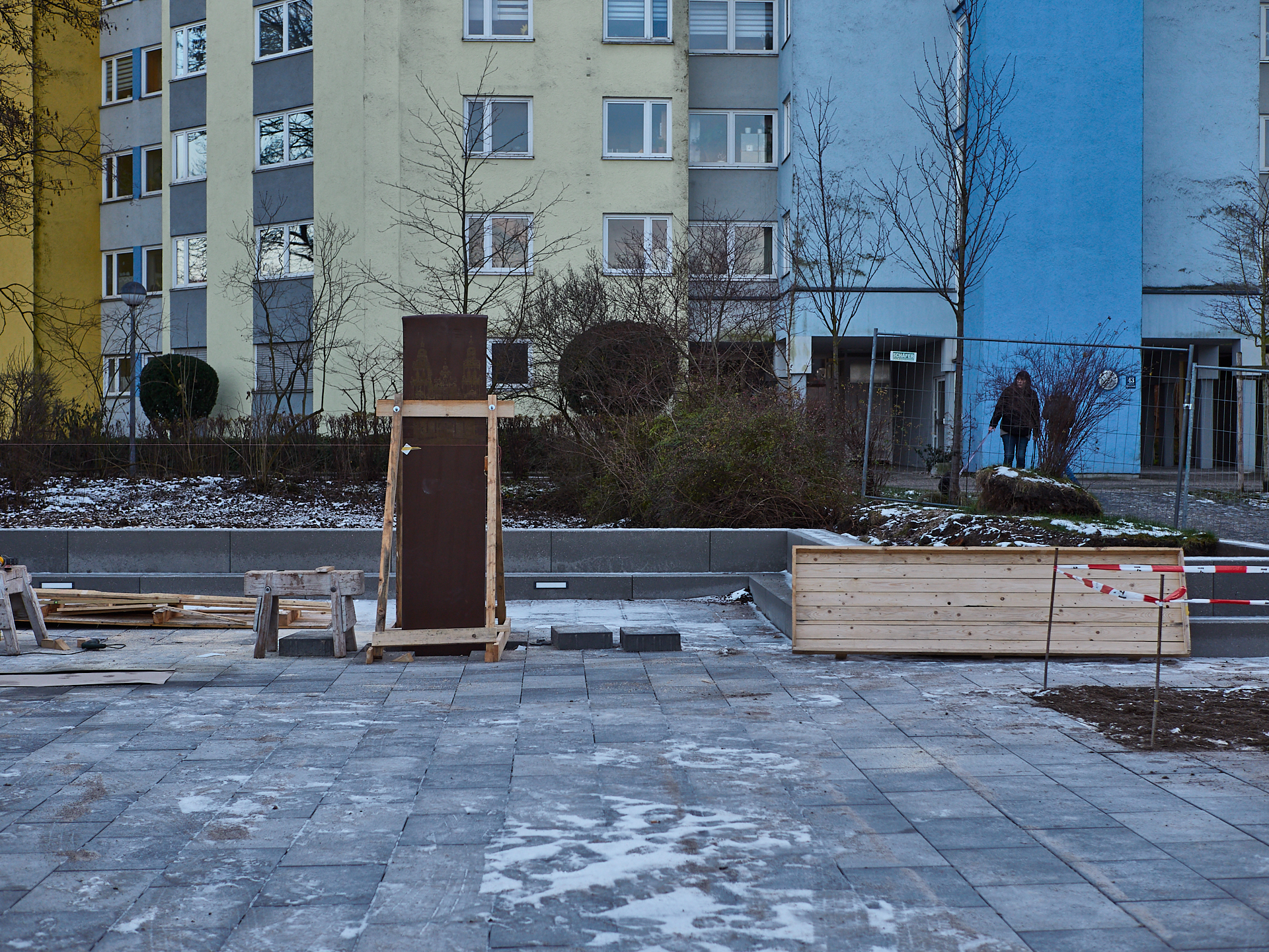 18.12.2018-Ein neuer Altar und ein Kustwerk zum Verweilen von Lutzenberger+Lutzenberger.