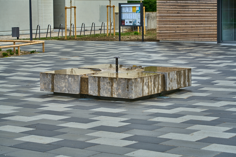 29.04.2019 - Endlich sprudelt der Brunnen auf der Christus Erlöser Gemeinde