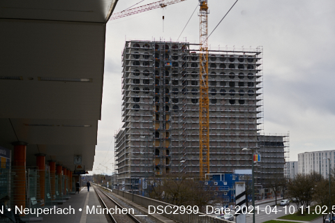 10.04.2021 - REVO - Boardinghaus, ein neues Wahrzeichen, im Süden von München, Neuperlach