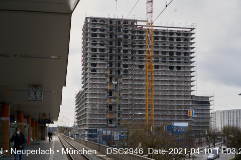 10.04.2021 - REVO - Boardinghaus, ein neues Wahrzeichen, im Süden von München, Neuperlach