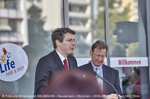 09.09.2009 - unser Einkaufszentrum life im Plettzentrum hat heute eröffnet.