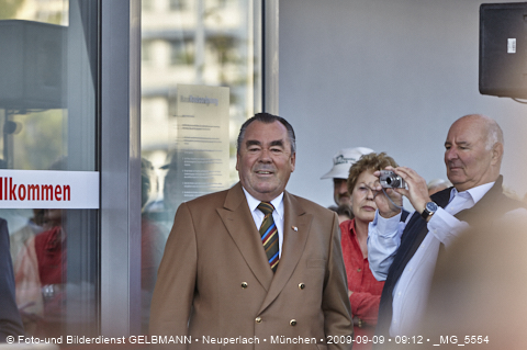 09.09.2009 - unser Einkaufszentrum life im Plettzentrum hat heute eröffnet.