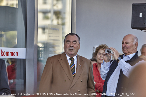 09.09.2009 - unser Einkaufszentrum life im Plettzentrum hat heute eröffnet.