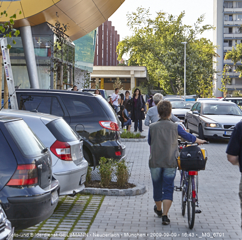 09.09.2009 - unser Einkaufszentrum life im Plettzentrum hat heute eröffnet.