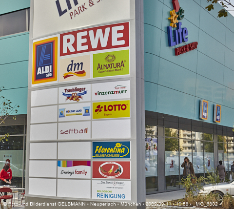 09.09.2009 - unser Einkaufszentrum life im Plettzentrum hat heute eröffnet.