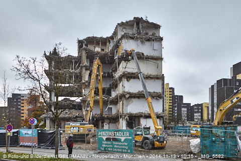13.11.2014 - Abriss des Bürohaus am Peschelanger 3