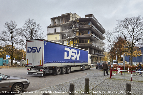 13.11.2014 - Abriss des Bürohaus am Peschelanger 3