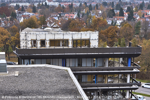 13.11.2014 - Abriss des Bürohaus am Peschelanger 3