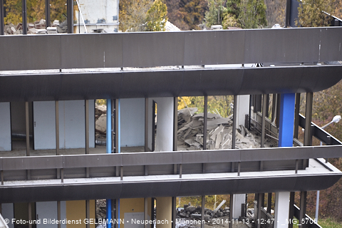 13.11.2014 - Abriss des Bürohaus am Peschelanger 3