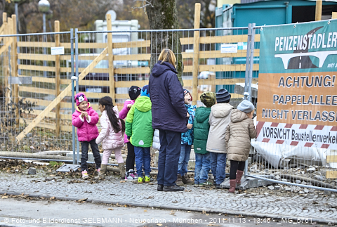 13.11.2014 - Abriss des Bürohaus am Peschelanger 3