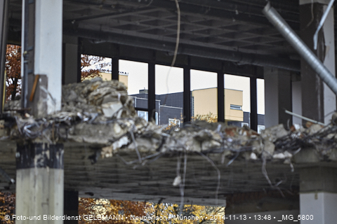 13.11.2014 - Abriss des Bürohaus am Peschelanger 3