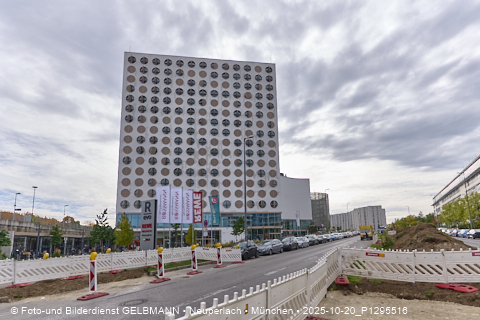 20.10.2025 - REVO, Siemens, Carl-Wery, S-Bahn, Neuperlach-Süd