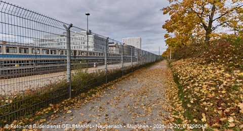 20.10.2025 - REVO, Siemens, Carl-Wery, S-Bahn, Neuperlach-Süd