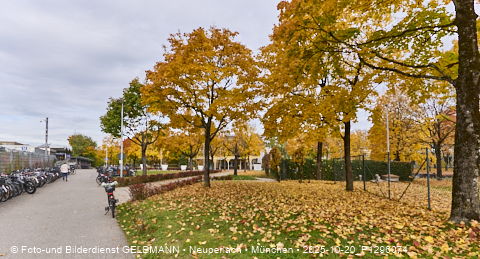20.10.2025 - REVO, Siemens, Carl-Wery, S-Bahn, Neuperlach-Süd