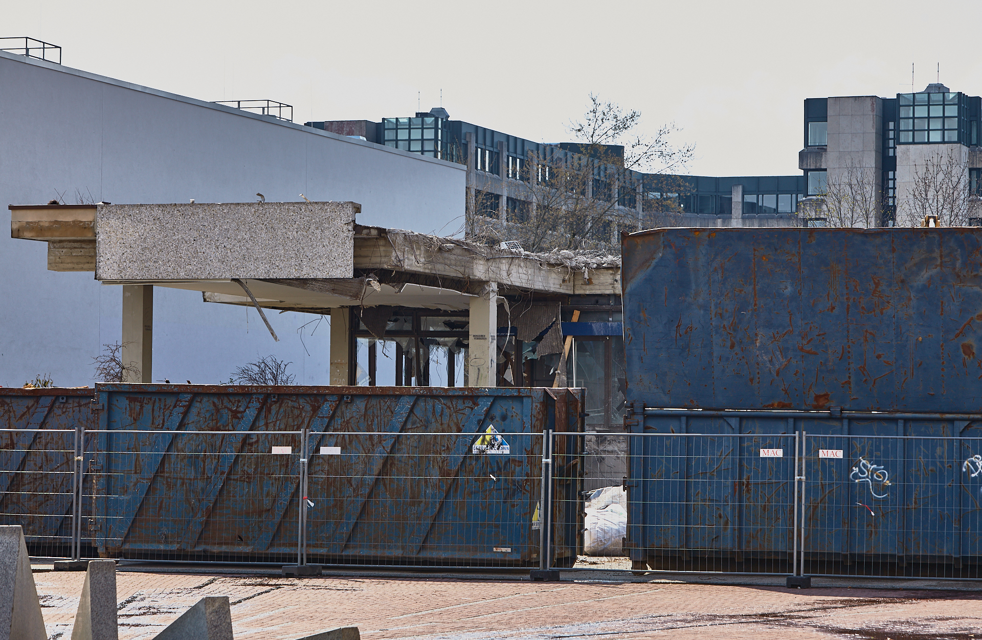 Plettzentrum-Abrissarbeiten am 17.04.2012