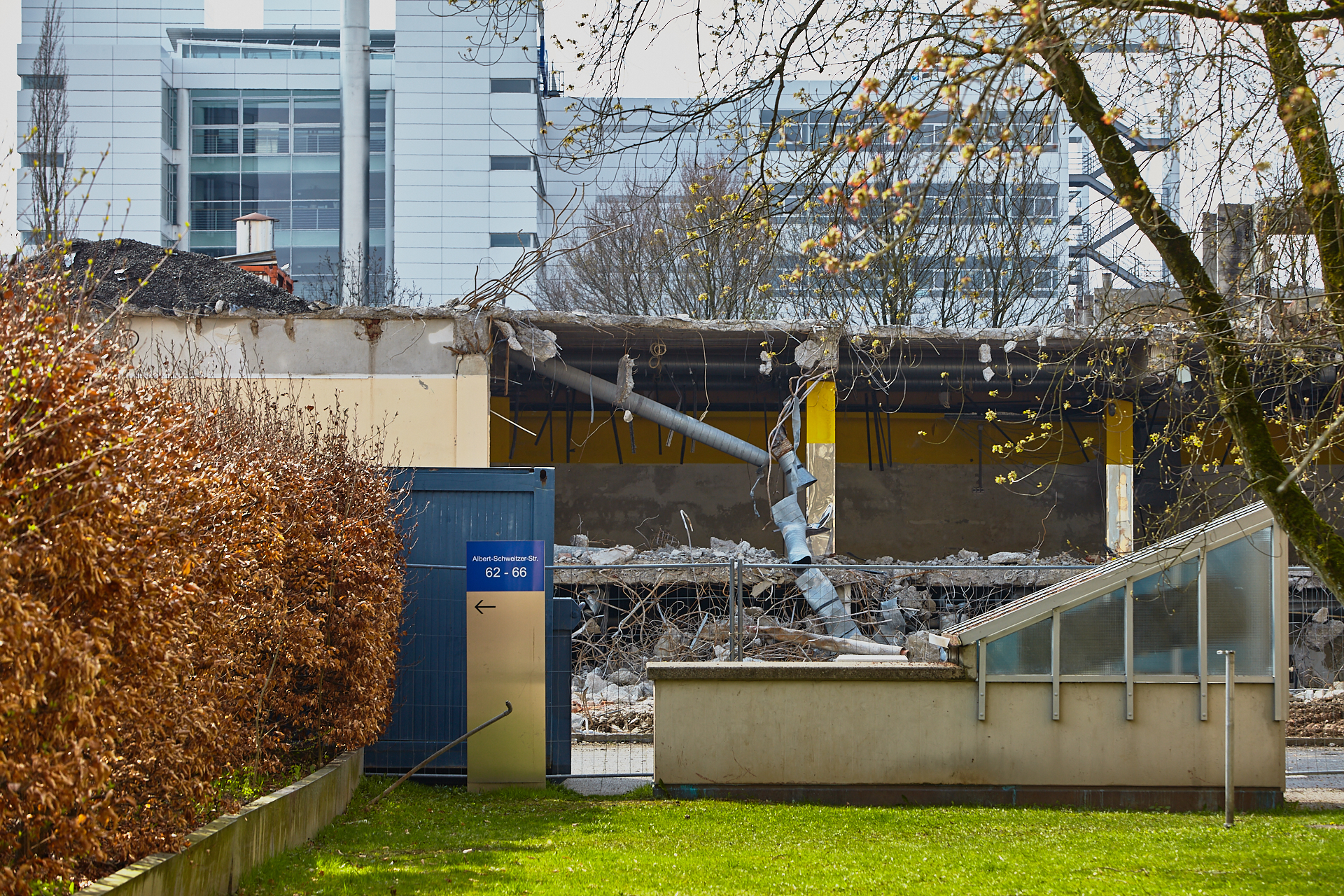 Neuperlach, das Plettzentrum und LAO-Haus