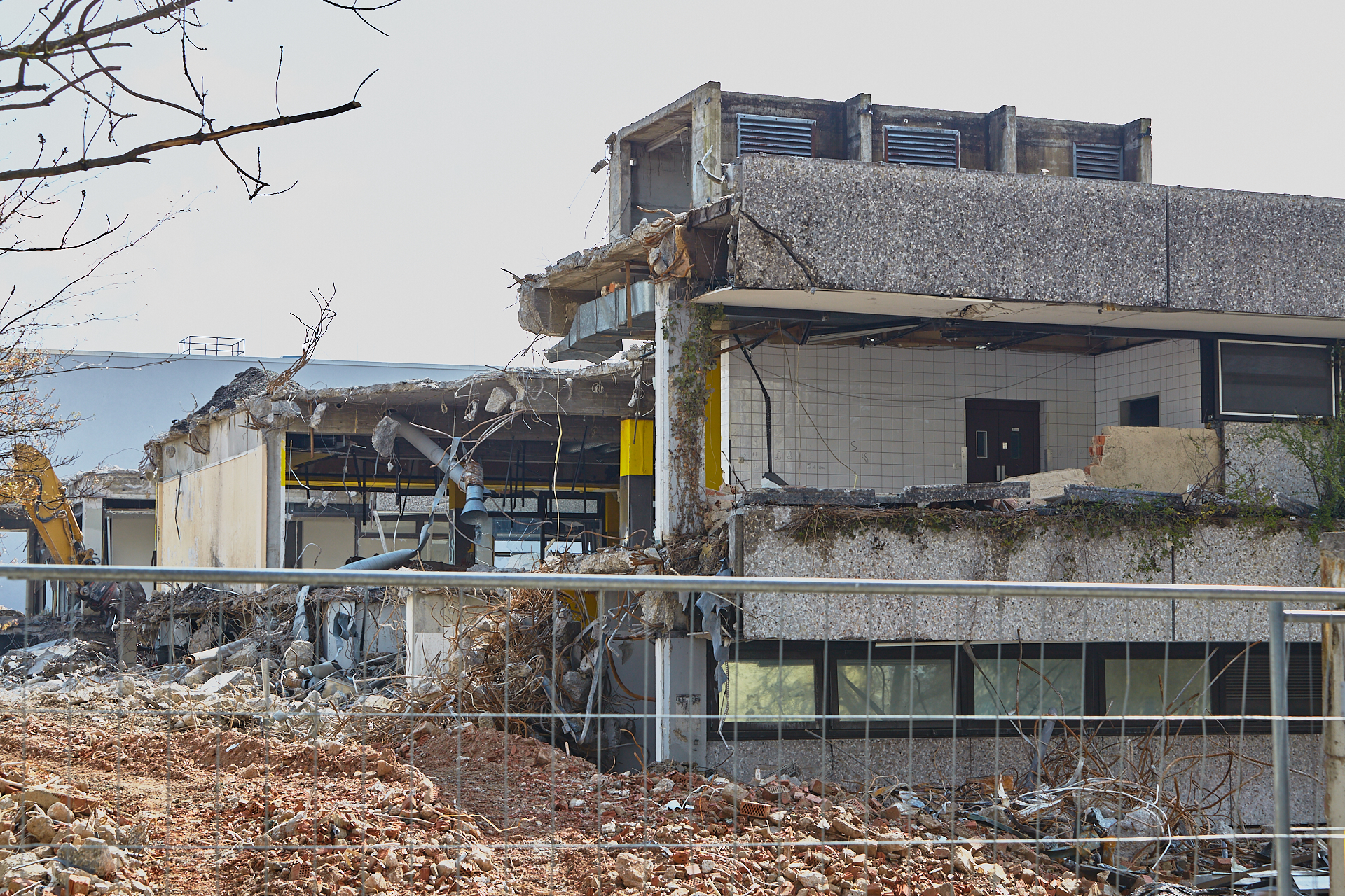 Plettzentrum-Abrissarbeiten am 17.04.2012