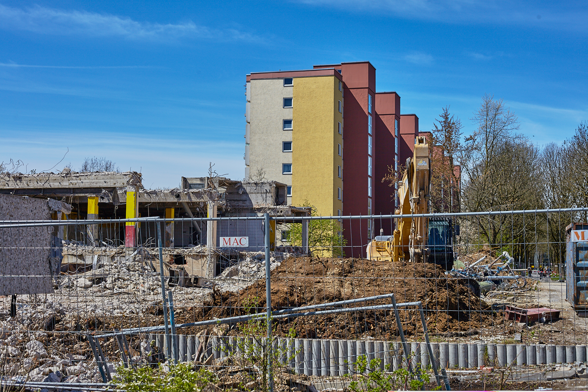 Neuperlach-Baustelle Plettzentrum im 25.04.2014