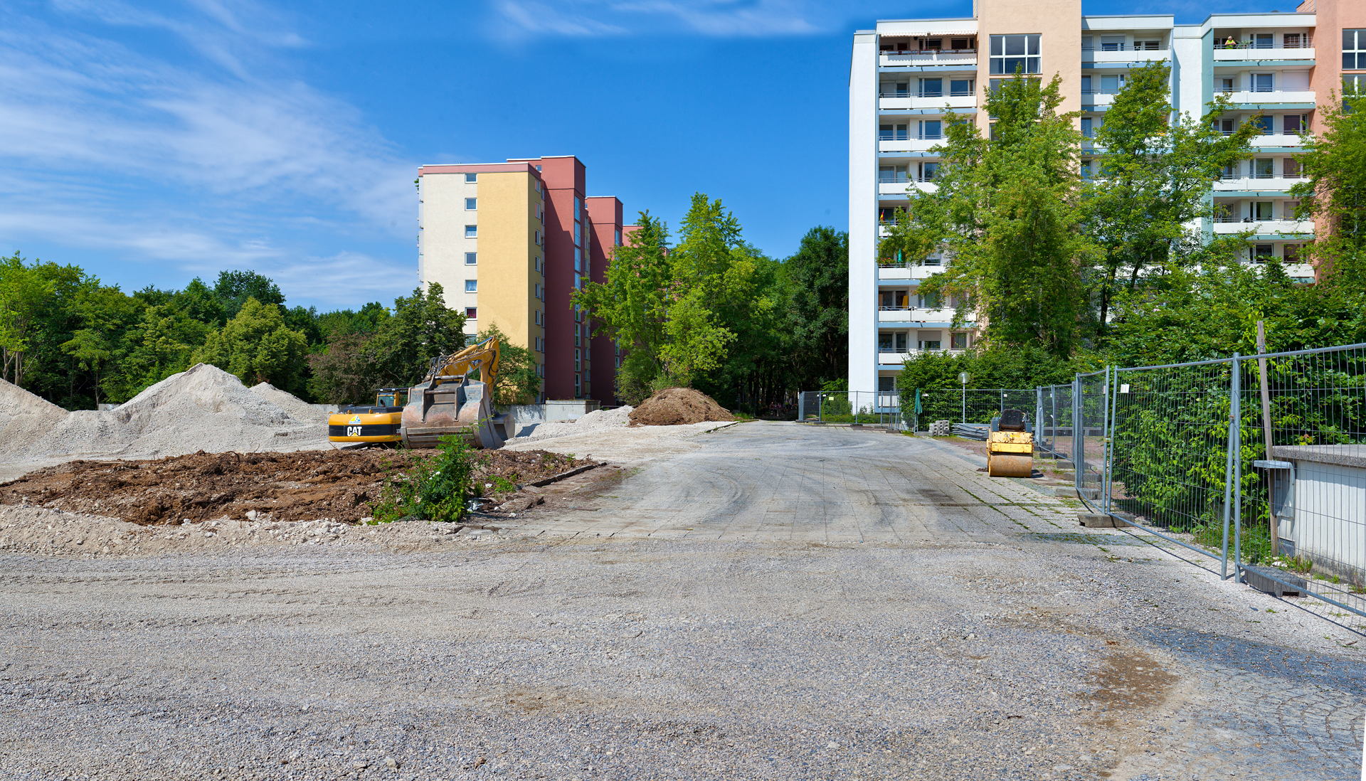 NEUPERLACH BAUSTELLE LAO-HAUS 23.06.2012