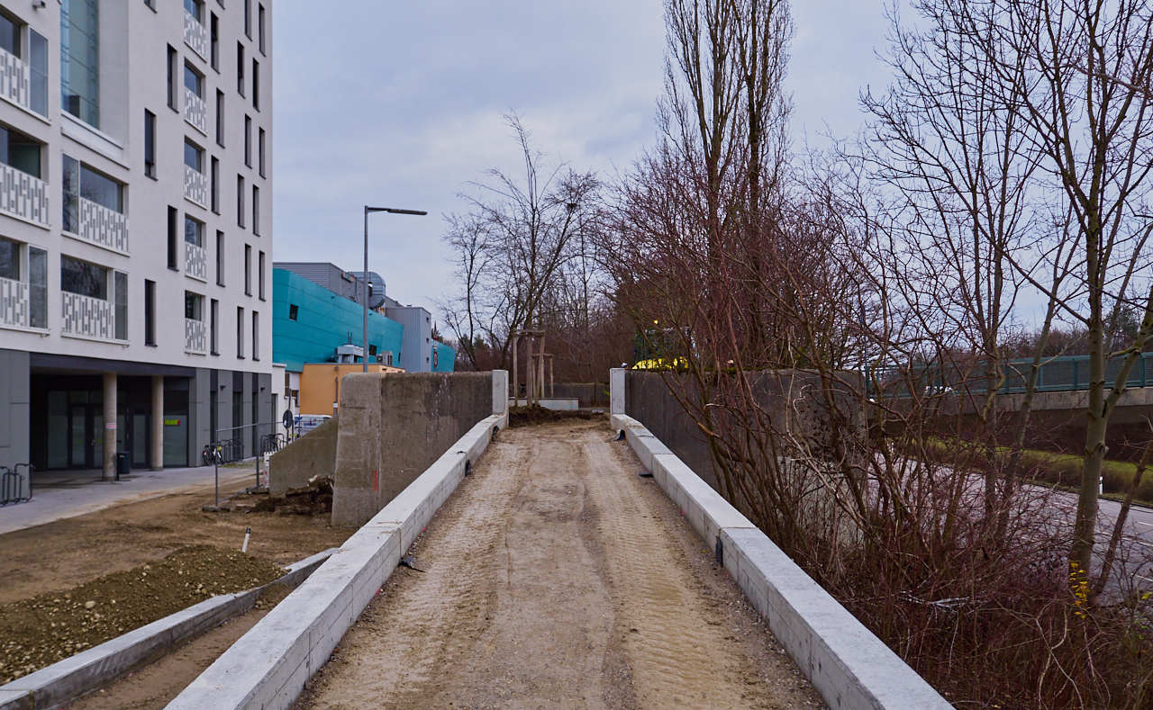 Neuperlach, das Plettzentrum und LAO-Haus