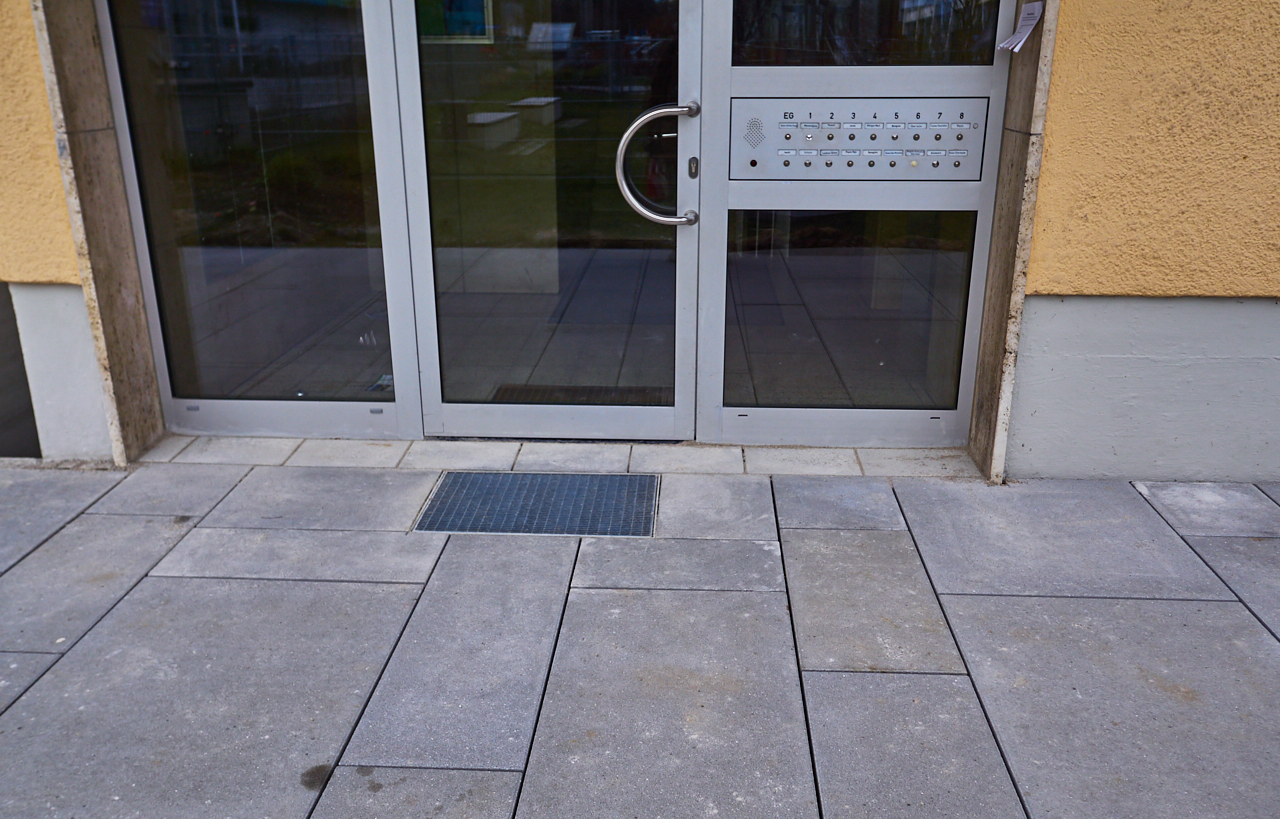 Plettstrasse mit neuen Pflastersteine am 10.12.2017