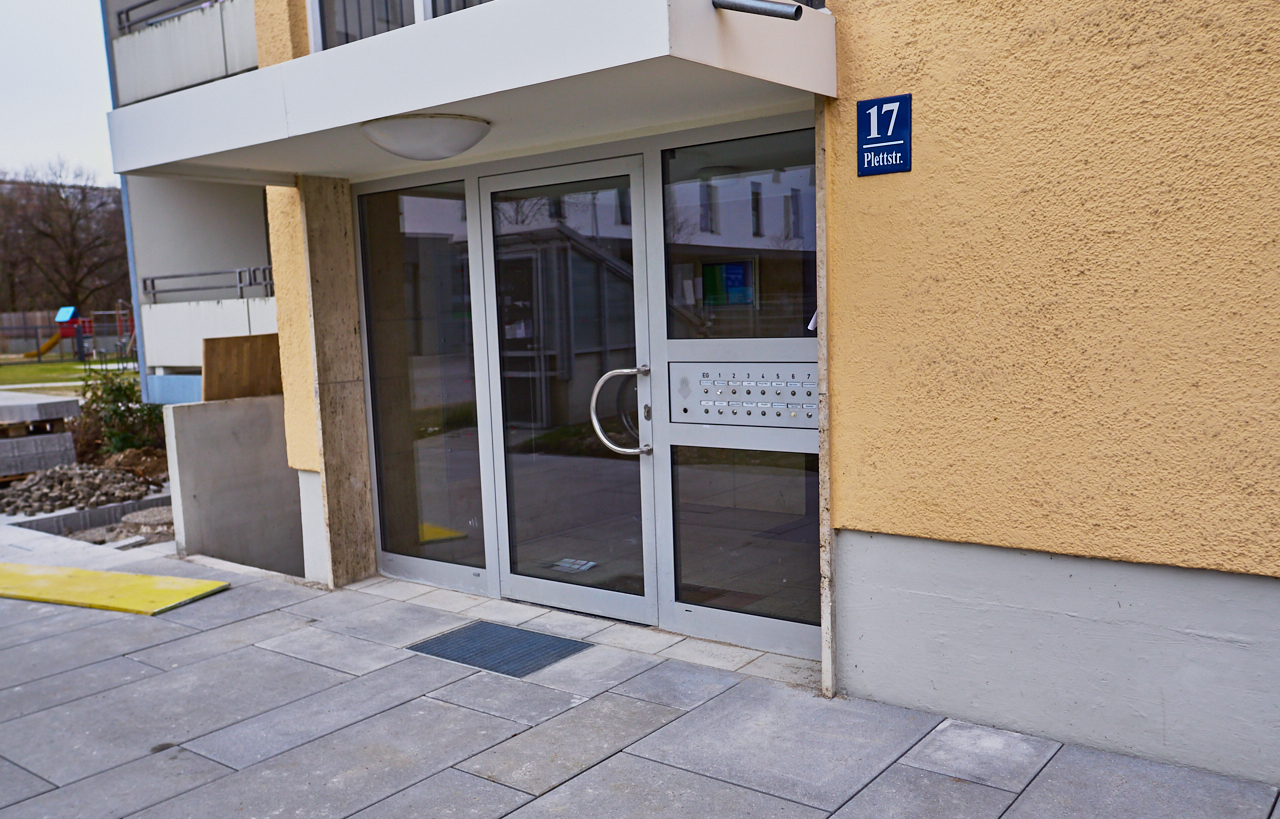 Neuperlach, das Plettzentrum und LAO-Haus