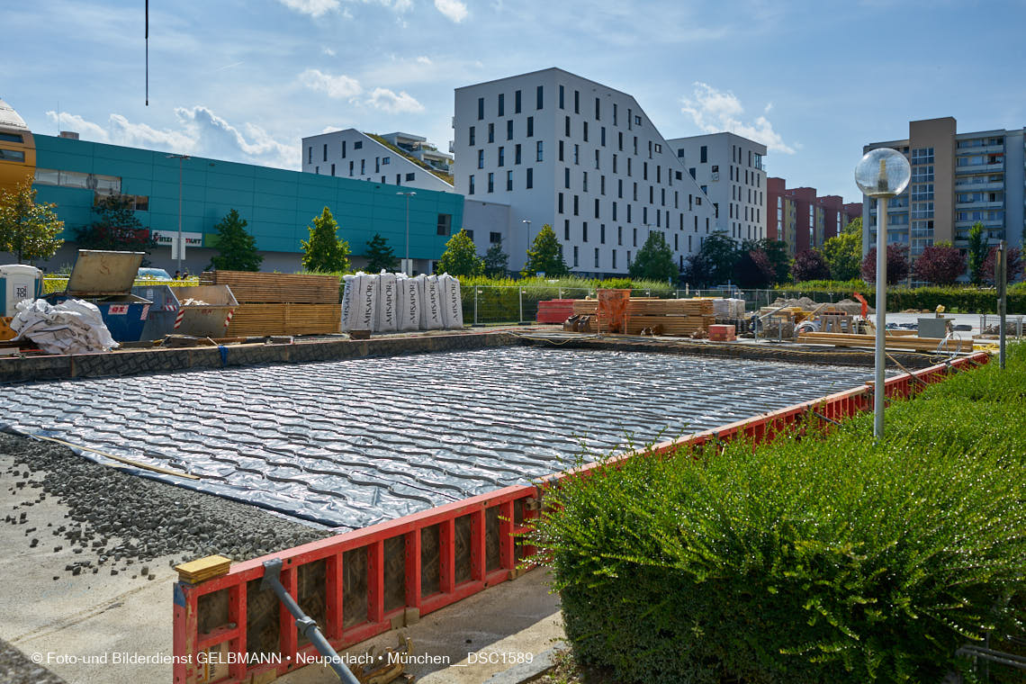 14.09.2021 - Baustelle Plettzentrum in Neuperlach