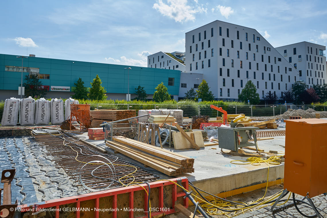 14.09.2021 - Baustelle Plettzentrum in Neuperlach