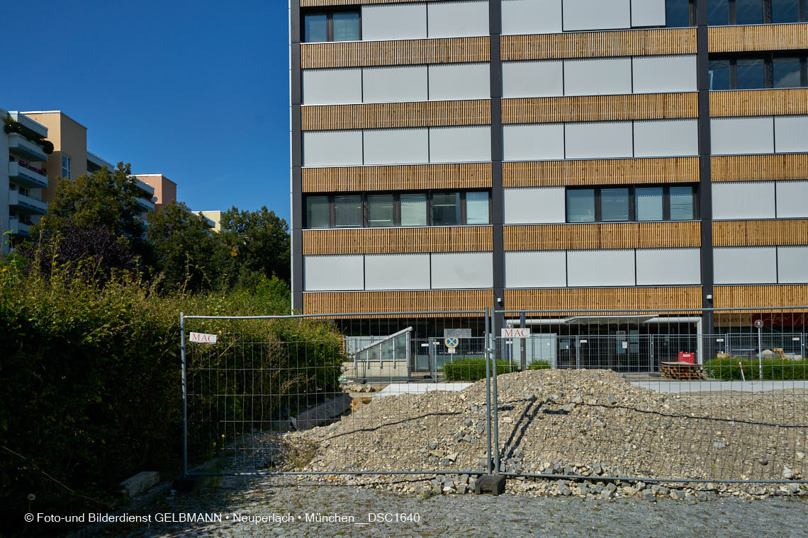 14.09.2021 - Baustelle Plettzentrum in Neuperlach