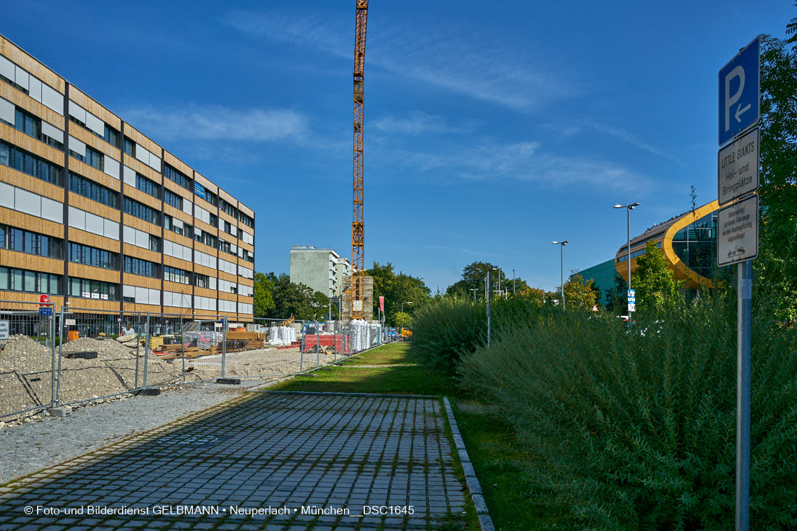 14.09.2021 - Baustelle Plettzentrum in Neuperlach
