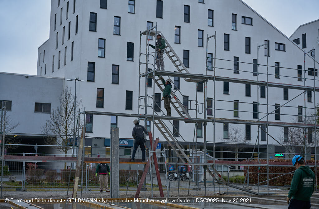 26.11.2021 - Baustelle Plettzentrum zur Montessori Schule in Neuperlach