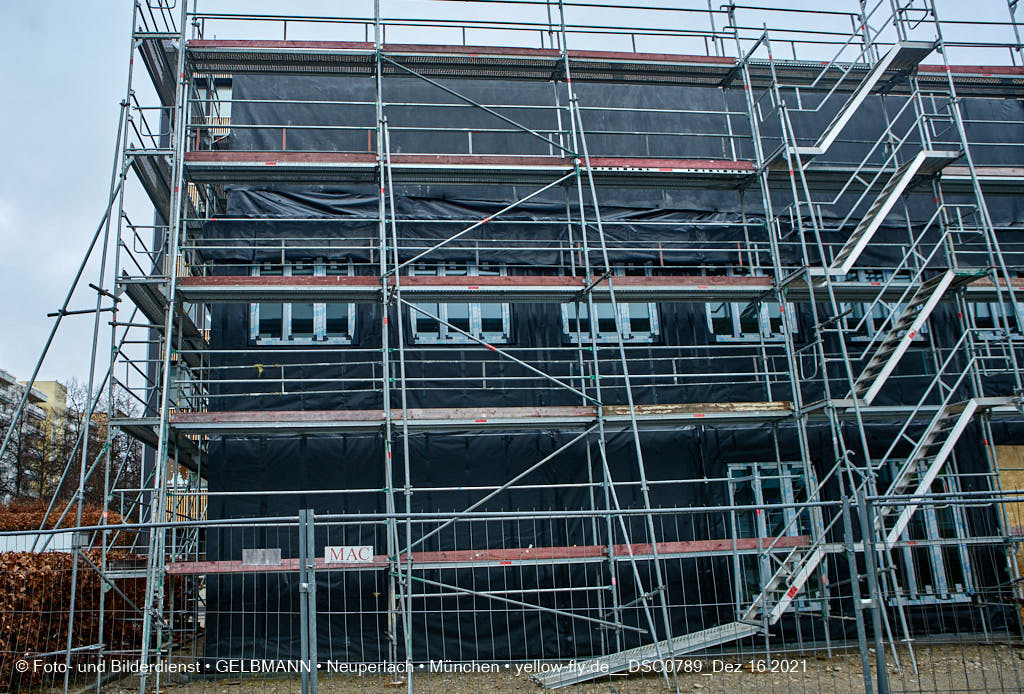 16.12.2021 -Holzmodulen für den Neubau der Internationale Montessorischule