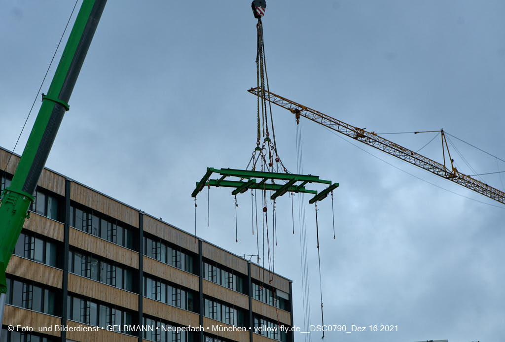 16.12.2021 -Holzmodulen für den Neubau der Internationale Montessorischule