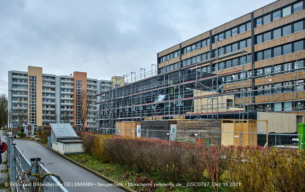 16.12.2021 -Holzmodulen für den Neubau der Internationale Montessorischule