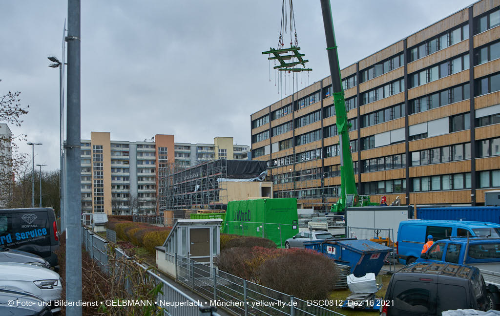 16.12.2021 -Holzmodulen für den Neubau der Internationale Montessorischule