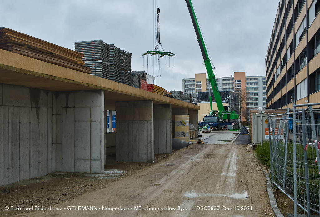 16.12.2021 -Holzmodulen für den Neubau der Internationale Montessorischule