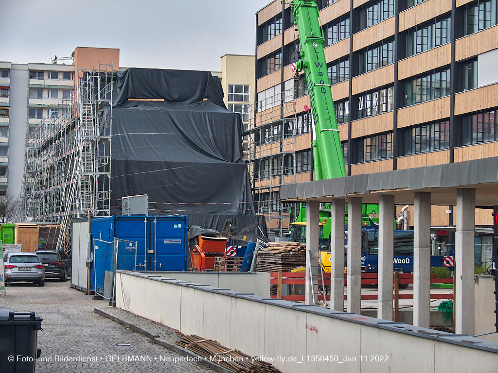 12.01.2022 - Baustelle zur Montessori Schule im Plettzentrum Neuperlach