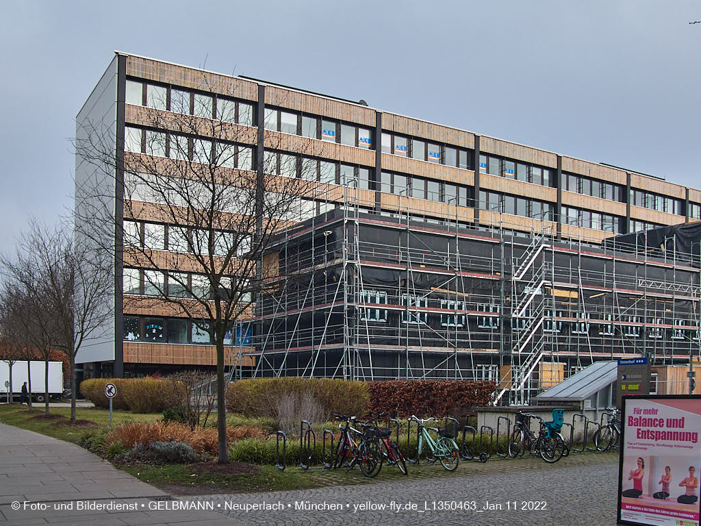 12.01.2022 - Baustelle zur Montessori Schule im Plettzentrum Neuperlach