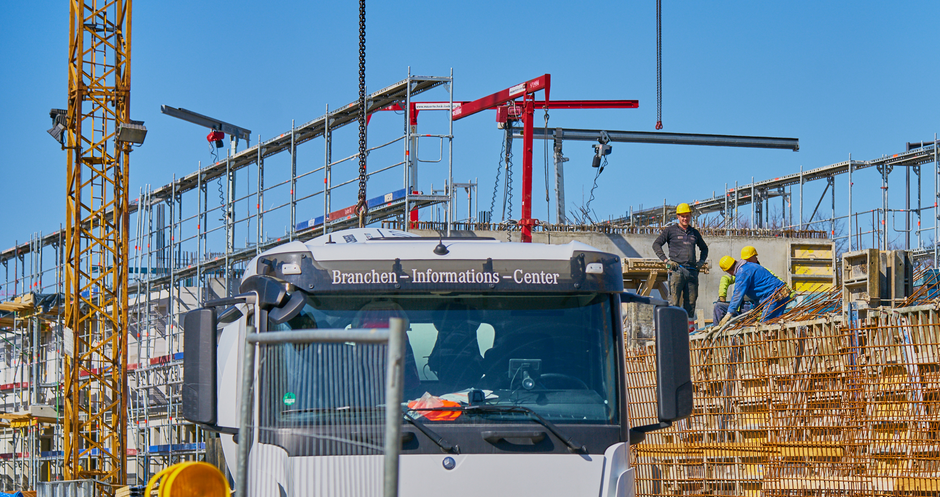 24.03.2018 - Baustelle Maikäfersiedlung in der Bad Schachener Straße in Neuperlach