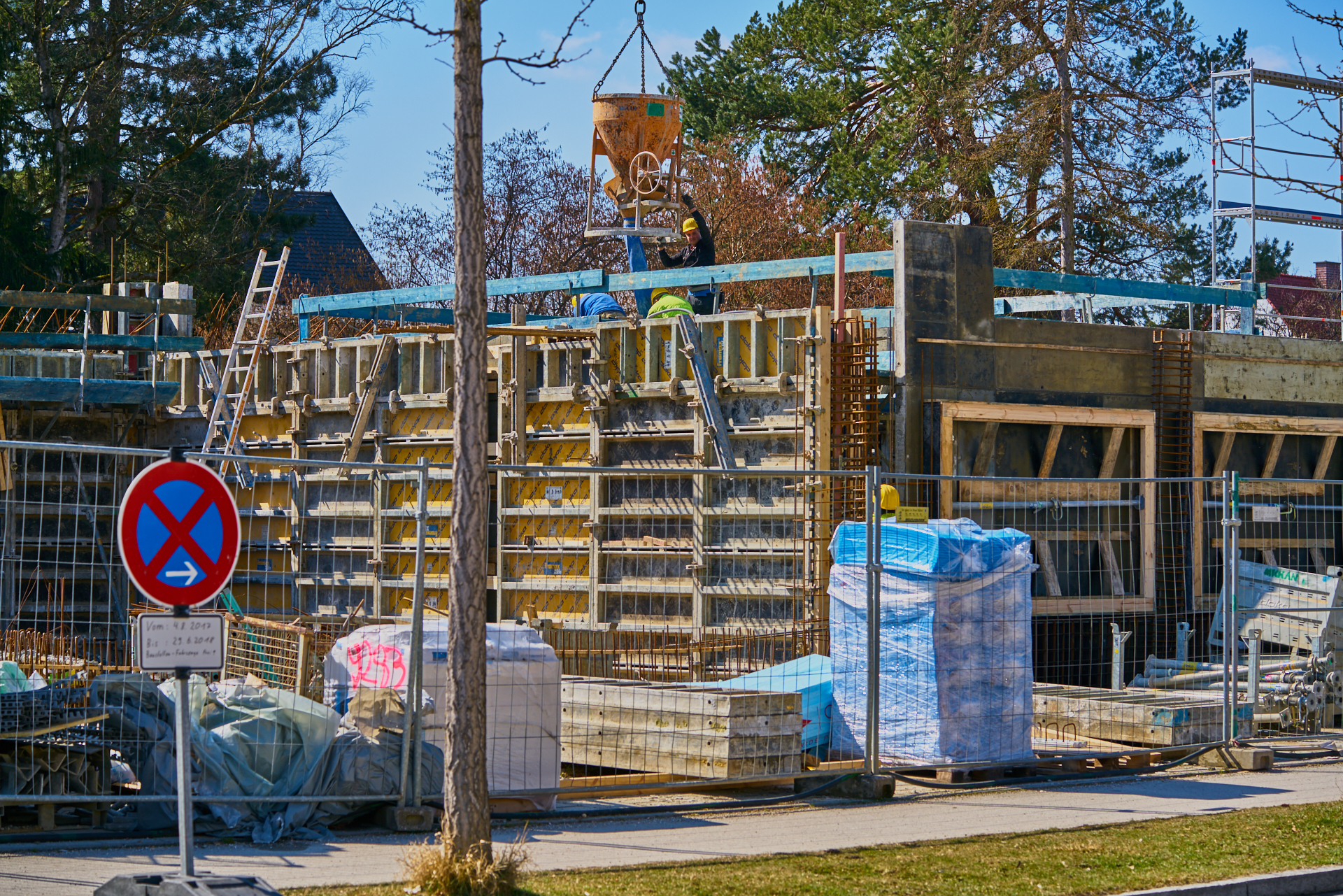 24.03.2018 - Baustelle Maikäfersiedlung in der Bad Schachener Straße in Neuperlach