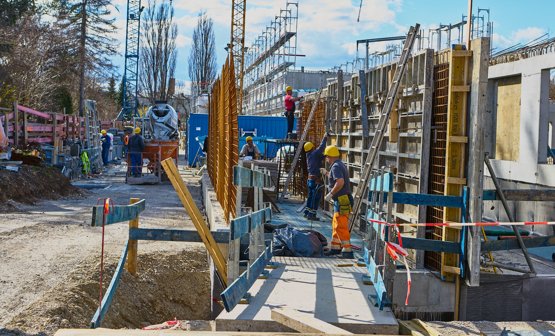 04.04.2018 - Baustelle Maikäfersiedlung in der Bad Schachener Straße in Neuperlach