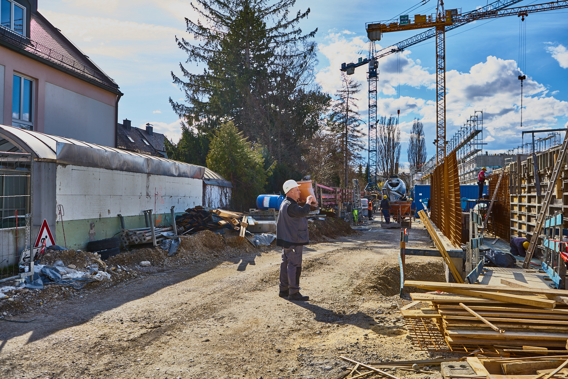 04.04.2018 - Baustelle Maikäfersiedlung in der Bad Schachener Straße in Neuperlach