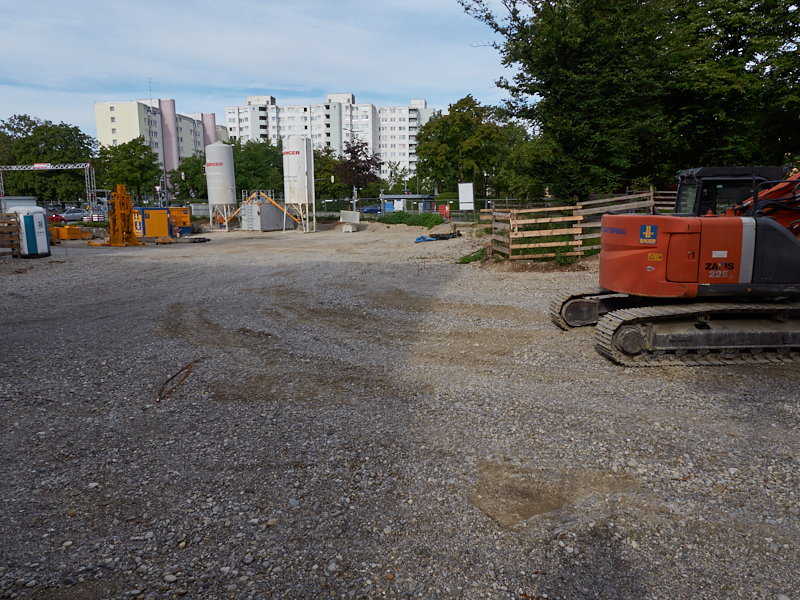 14.08.2019 - Die Aufstockungsarbeiten am OMGR beginnen