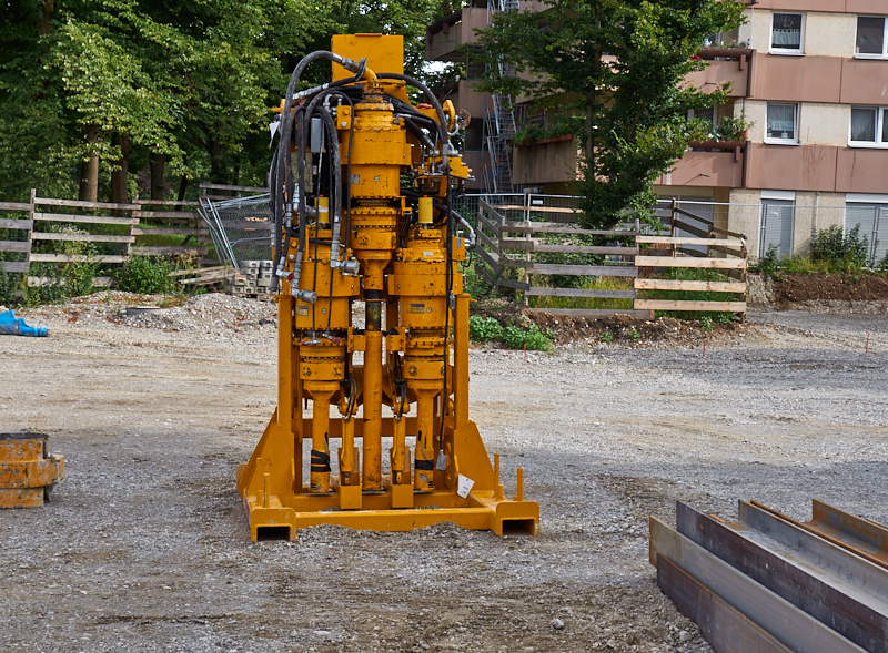 14.08.2019 - Die Aufstockungsarbeiten am OMGR beginnen