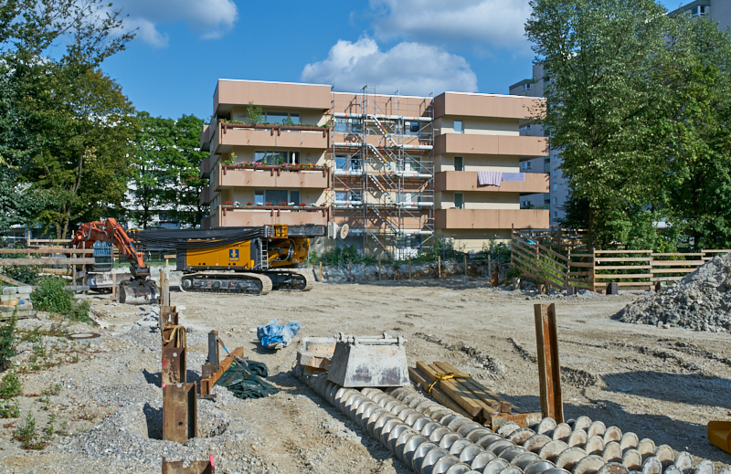 30.08.2019 - Die Spundwände sind vorerst gebohrt