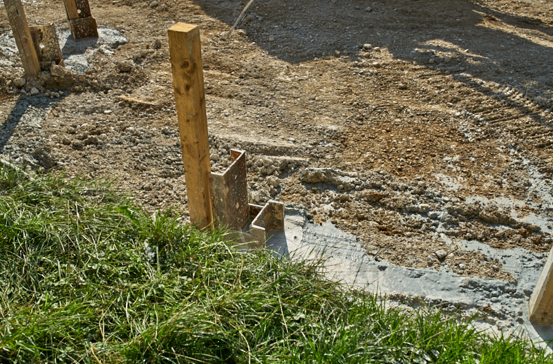 30.08.2019 - Die Spundwände sind vorerst gebohrt