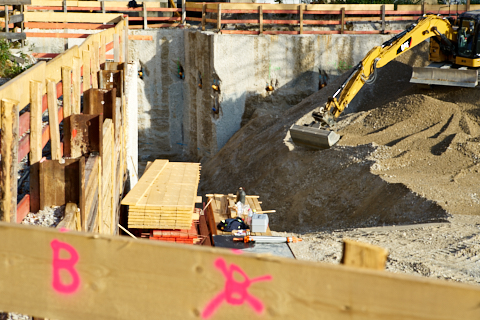 23.10.2019 - Ein Kran für den Oskar-Maria-Graf-Ring