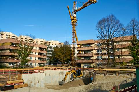 23.10.2019 - Ein Kran für den Oskar-Maria-Graf-Ring