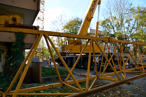 23.10.2019 - Ein Kran für den Oskar-Maria-Graf-Ring